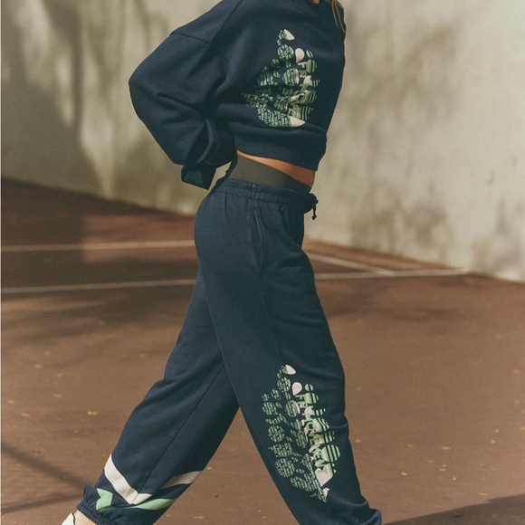 Free People Movement All Star Logo Pants Sz-M - Picture 5 of 15